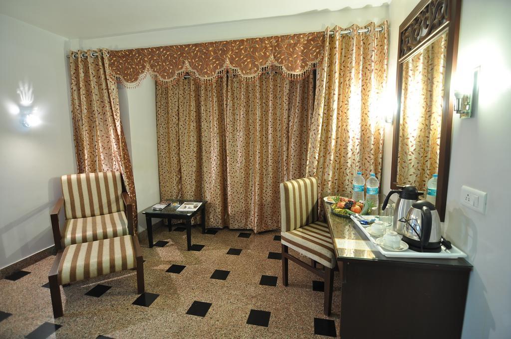 Hotel Venkatesh International Rāipur Dış mekan fotoğraf
